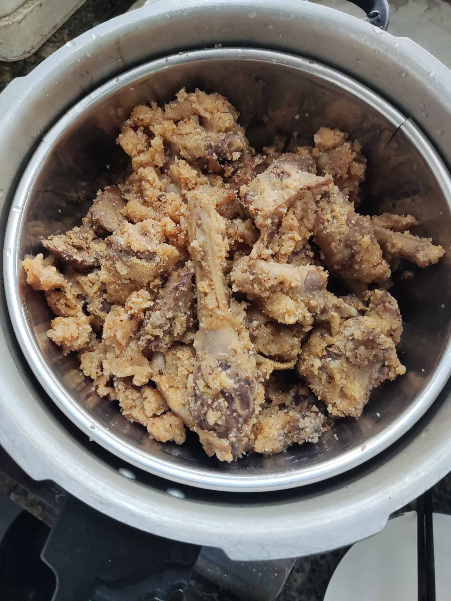 step④:高压锅蒸煮.jpg
