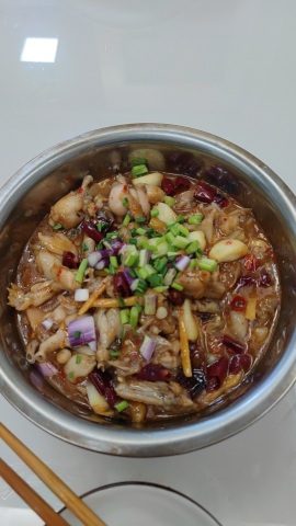 尖叫牛蛙-预览图-1